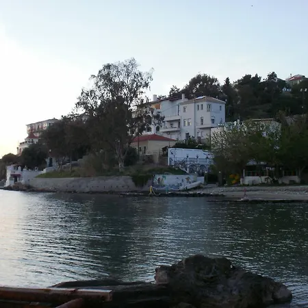 Afroessa Studios & Apartments Samos Town Room photo