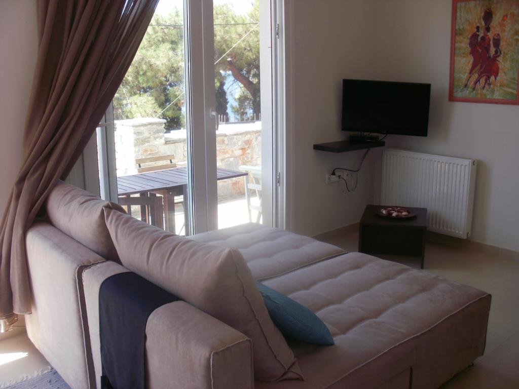 Afroessa & Holiday home Samos Town