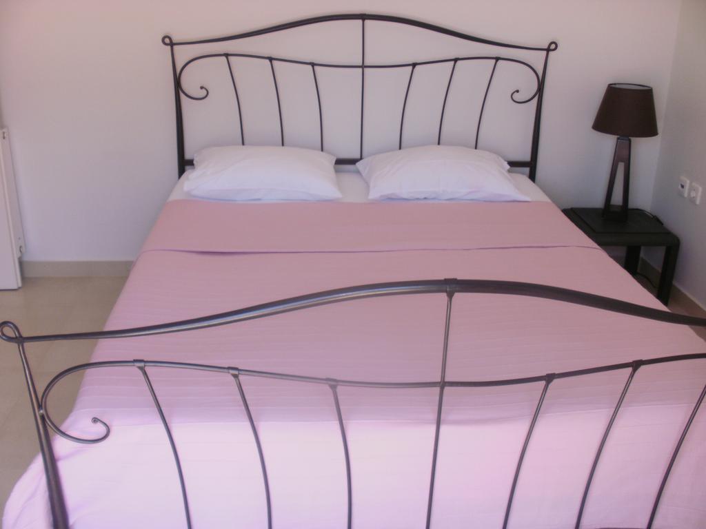 Afroessa & Holiday home Samos Town